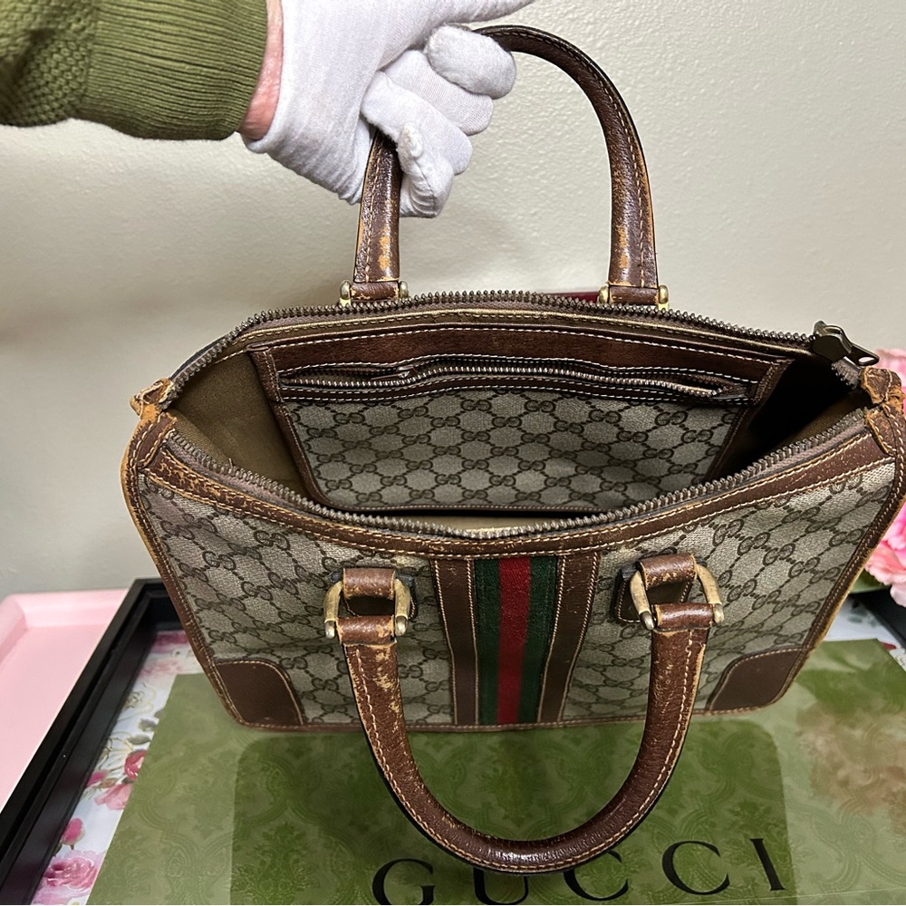Gucci Beige and Brown Monogram 2-Way - Main zipper has been replaced - Picture 8 of 11